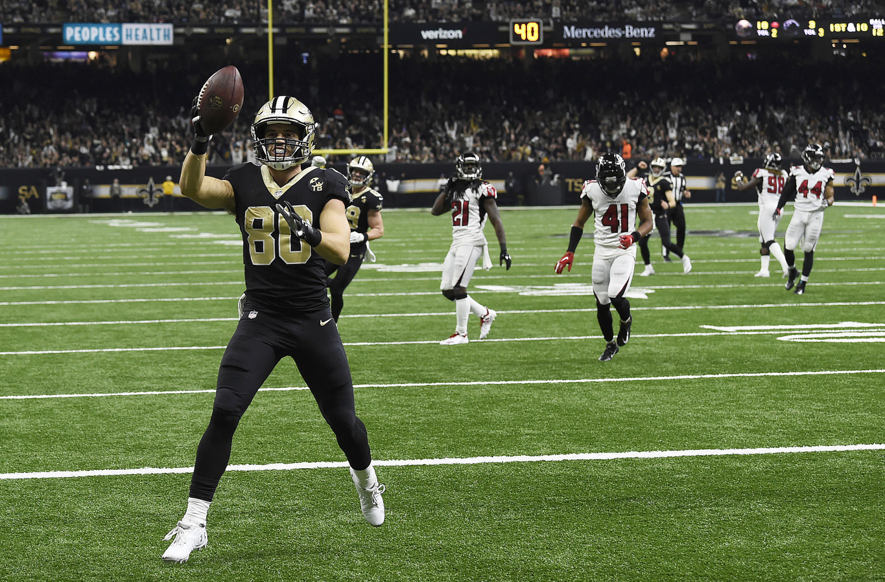 NO.saintsfalcons.112318.1005